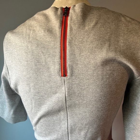 Club Monaco Short Sleeve Grey Peplum Top - Picture 5 of 14